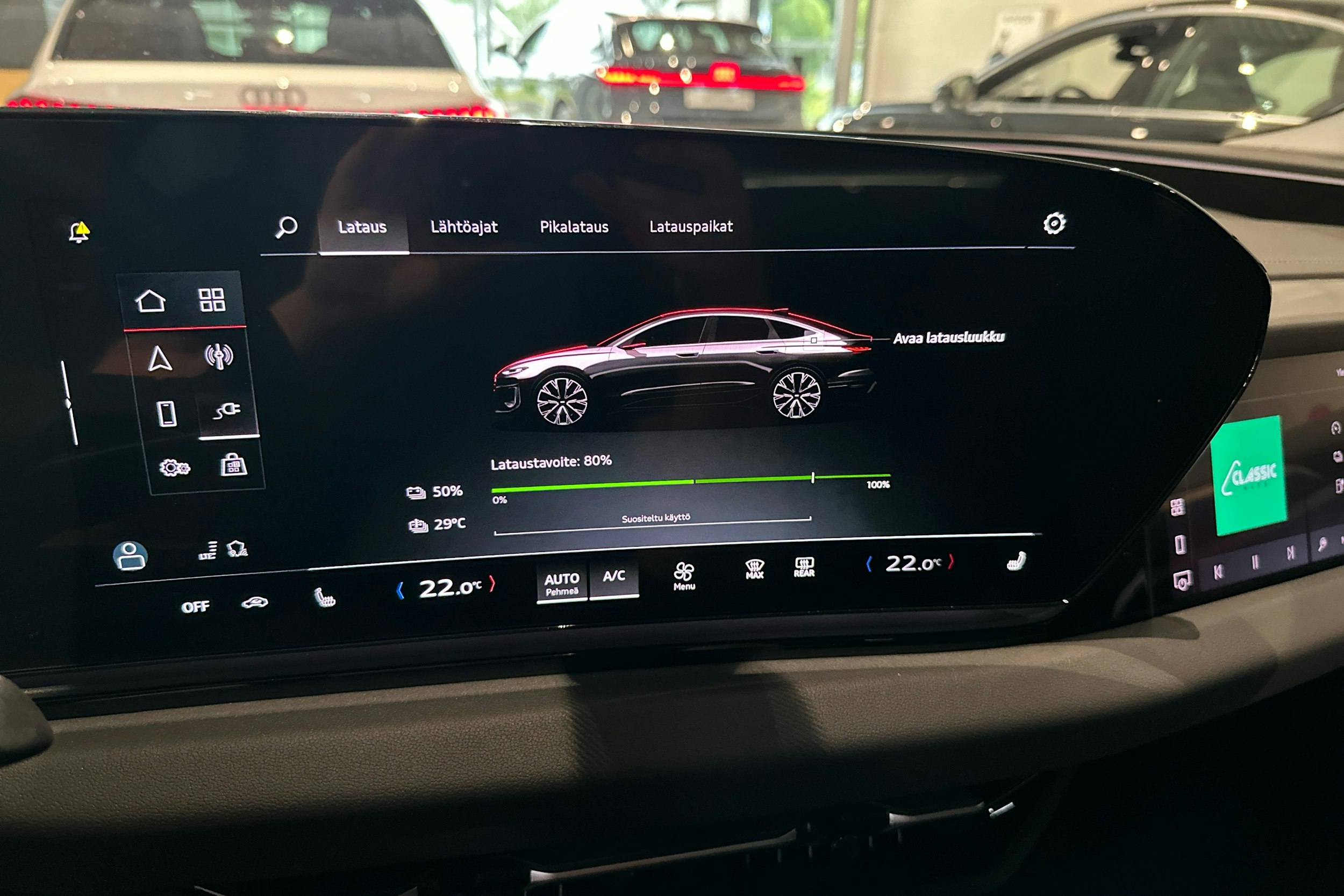 met. musta Audi A6 e-tron 2025 kuva 20.