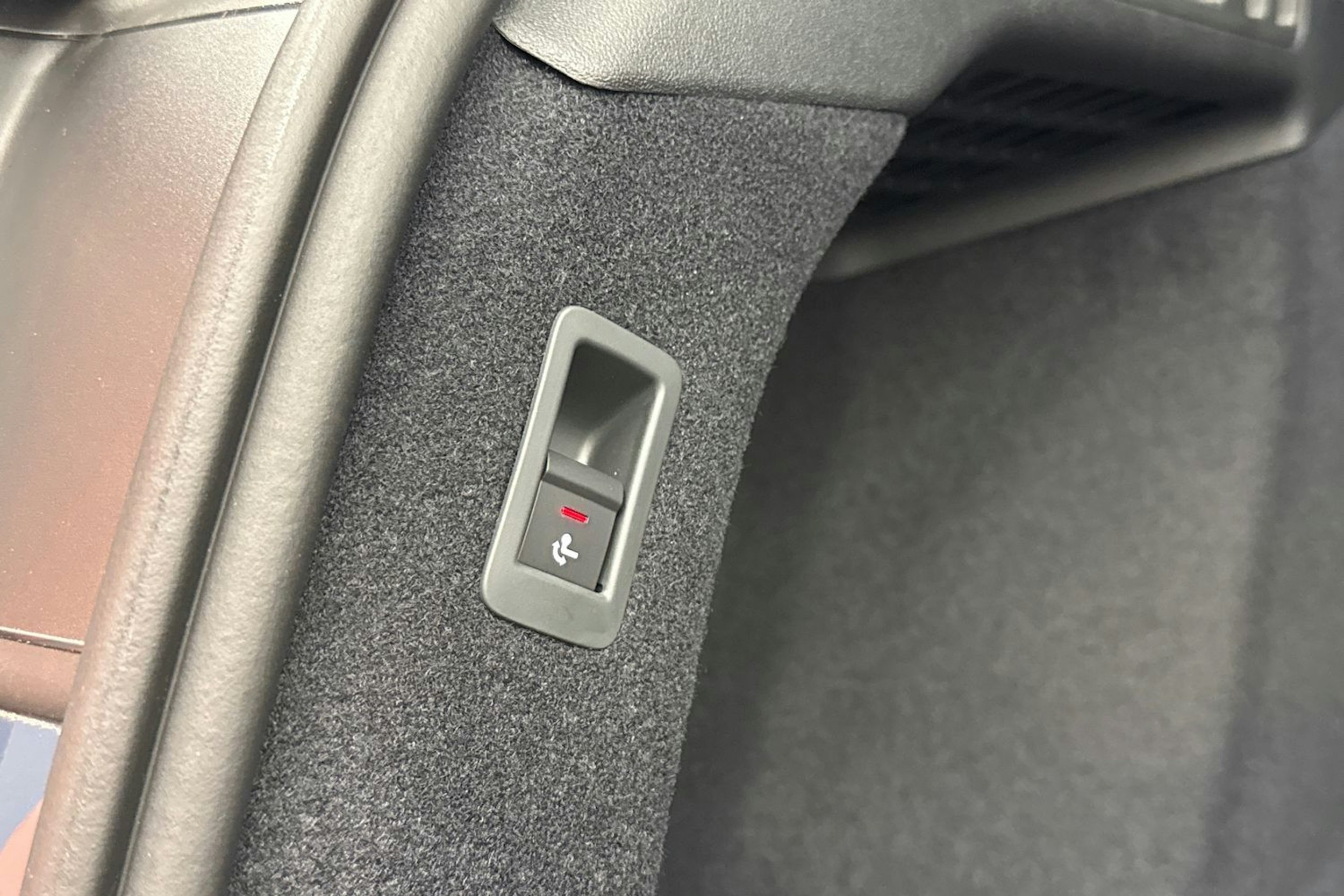 plasma sininen Audi A6 e-tron 2025 kuva 12.