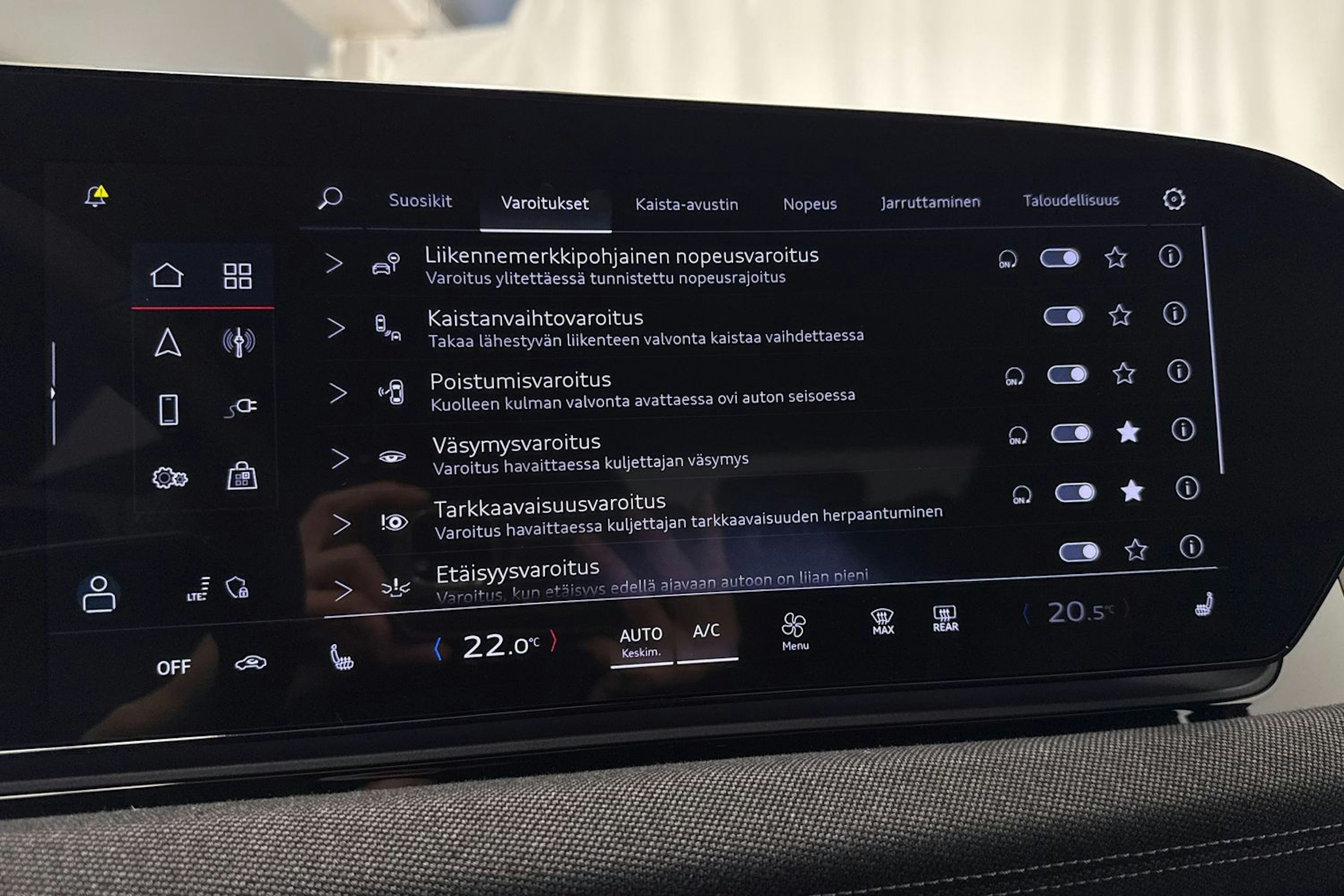 plasma sininen Audi A6 e-tron 2025 kuva 26.