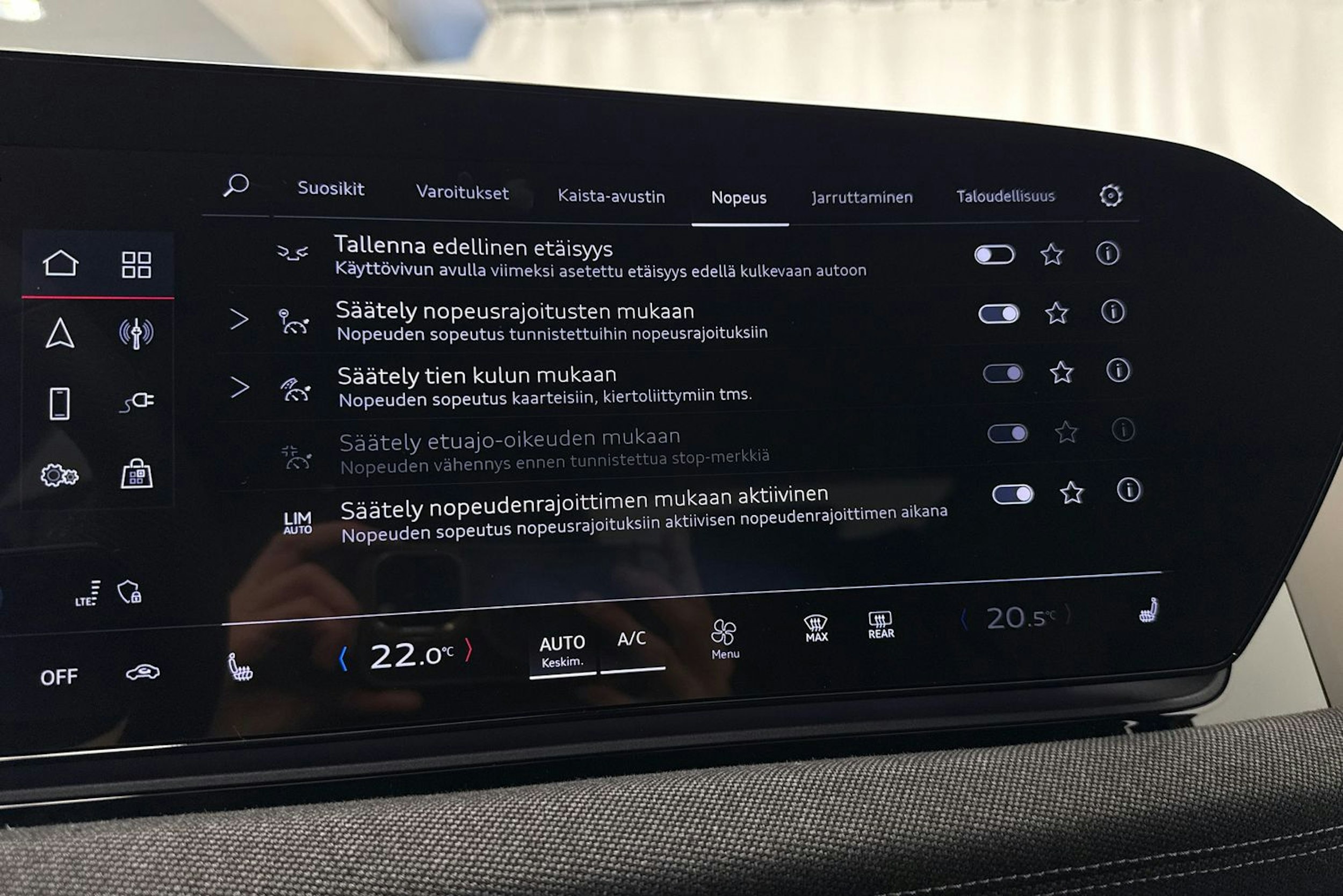 plasma sininen Audi A6 e-tron 2025 kuva 29.
