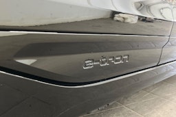 mythos musta Audi A6 e-tron 2025 kuva 17.