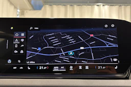 valkoinen Audi A6 e-tron 2025 kuva 22.