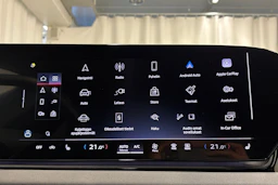 valkoinen Audi A6 e-tron 2025 kuva 23.
