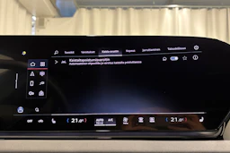 valkoinen Audi A6 e-tron 2025 kuva 25.