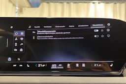 valkoinen Audi A6 e-tron 2025 kuva 28.