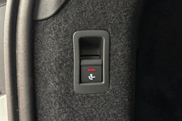 valkoinen Audi A6 e-tron 2025 kuva 33.
