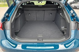 sininen Audi A6 e-tron 2025 kuva 14.