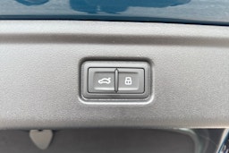 sininen Audi A6 e-tron 2025 kuva 16.