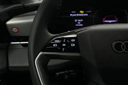 harmaa Audi A6 e-tron 2025 kuva 11.