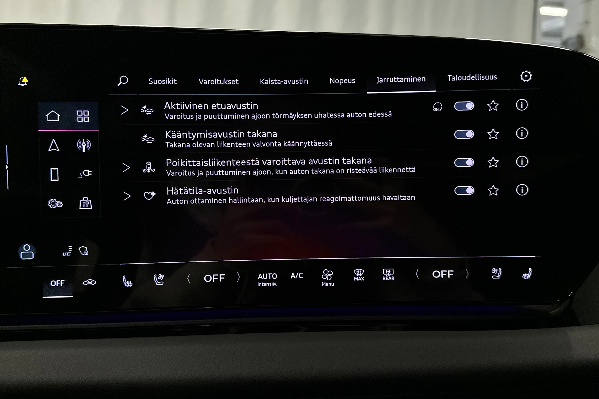 harmaa Audi A6 e-tron 2025 kuva 30.