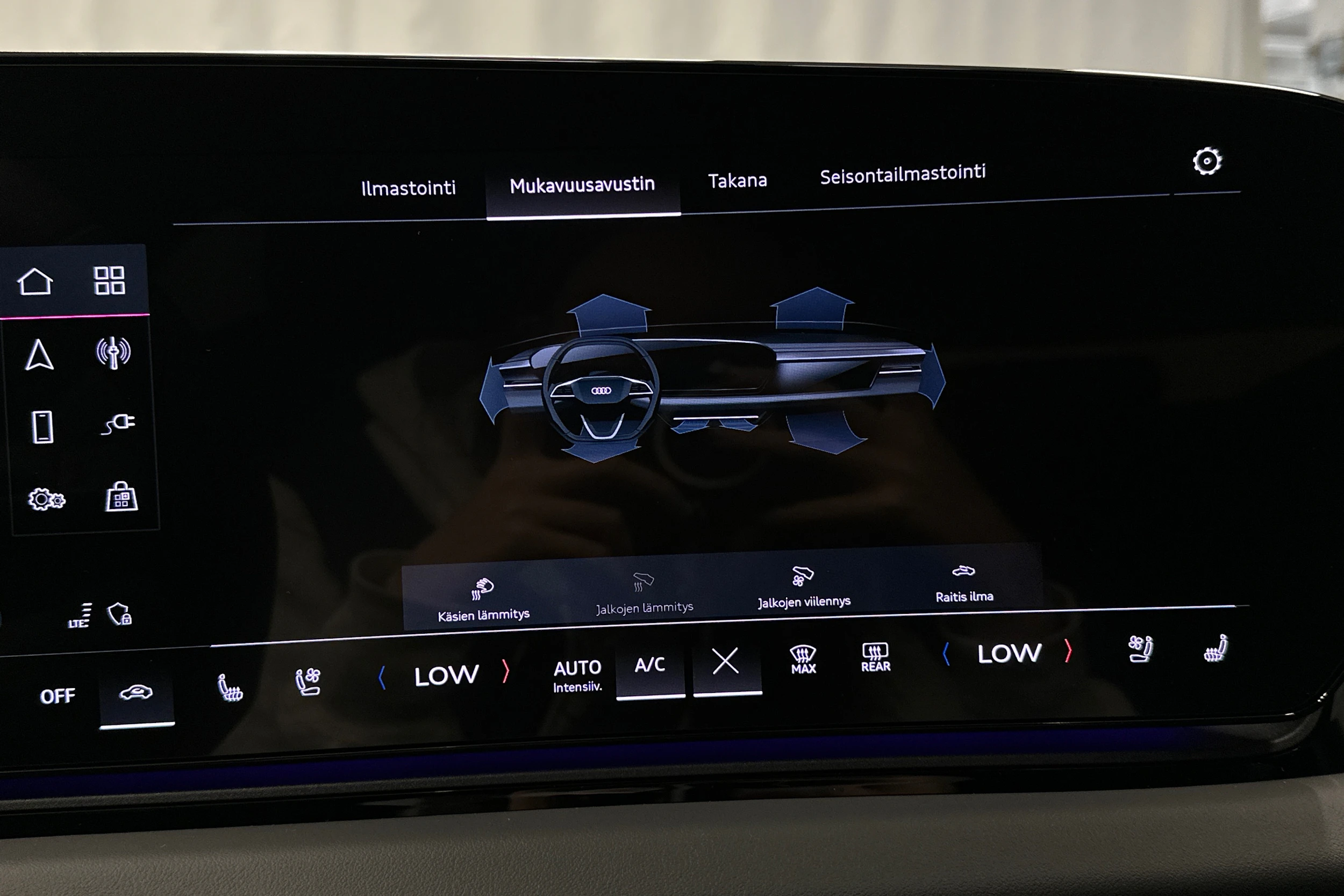 harmaa Audi A6 e-tron 2025 kuva 32.
