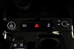 harmaa Audi A6 e-tron 2025 kuva 36.