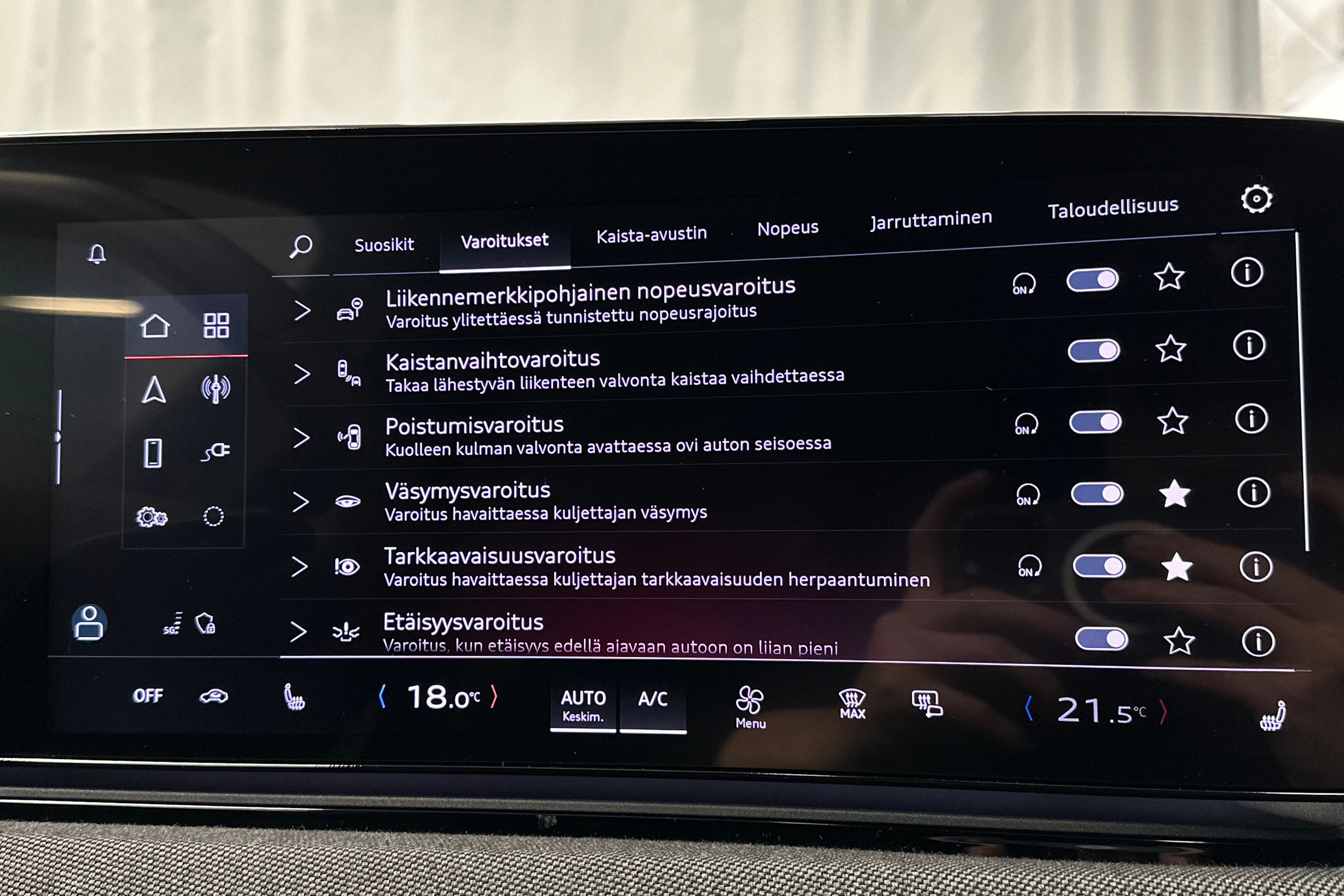 harmaa Audi A6 e-tron 2025 kuva 26.