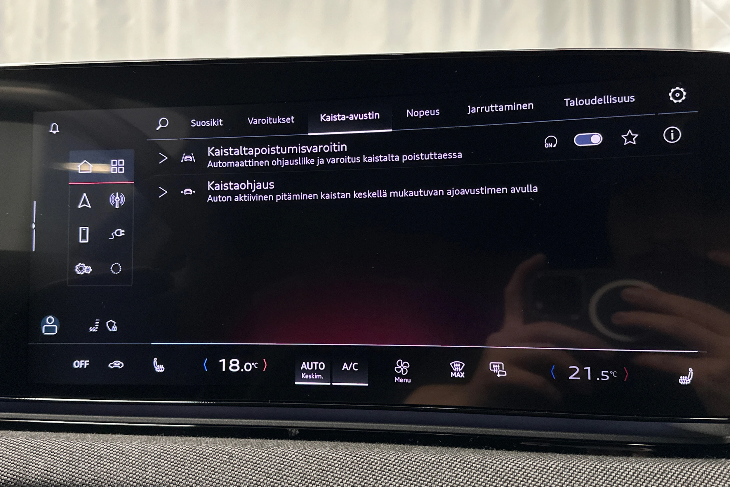 harmaa Audi A6 e-tron 2025 kuva 28.
