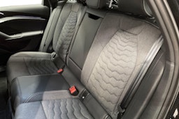 musta Audi A6 e-tron 2025 kuva 10.