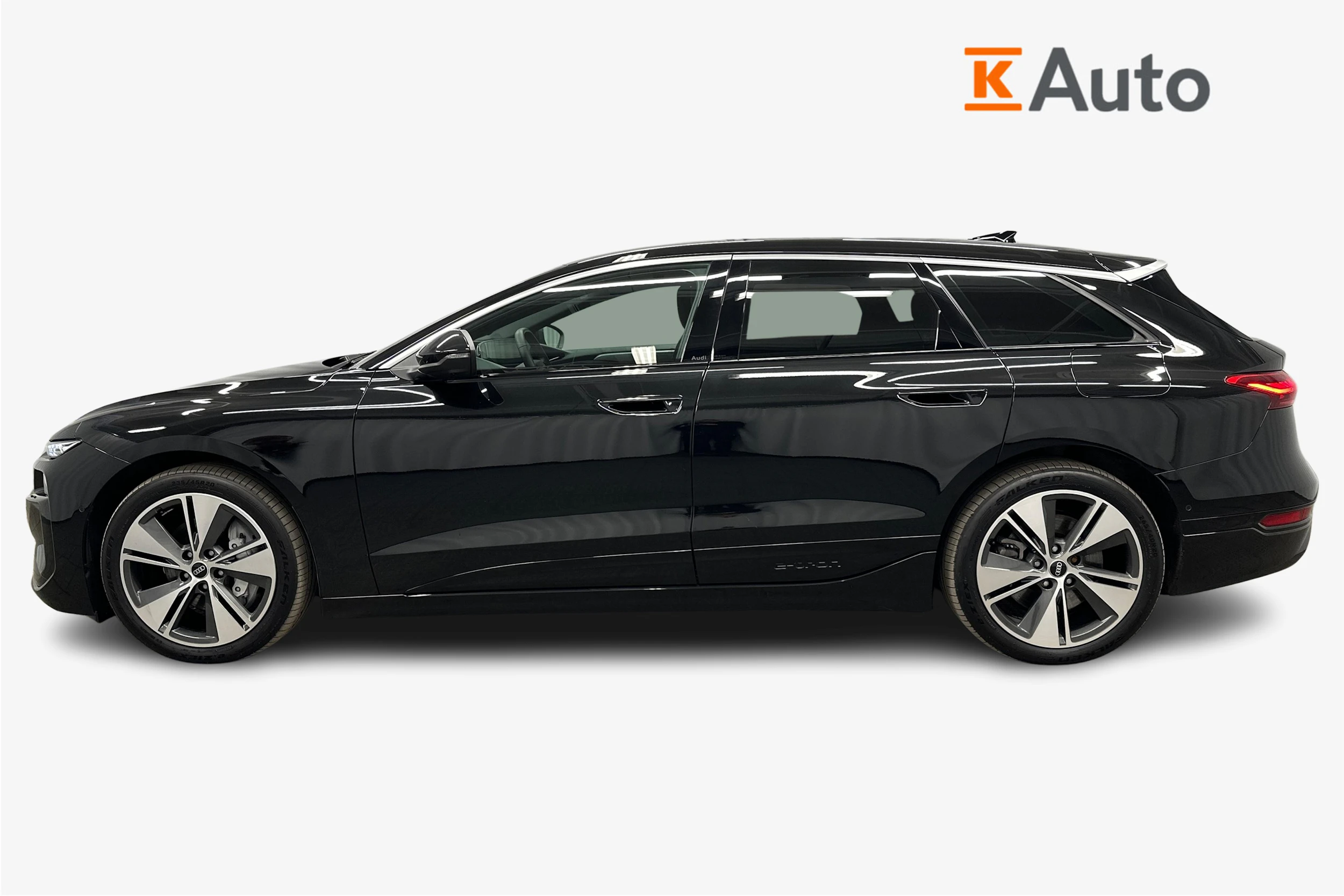 musta Audi A6 e-tron 2025 kuva 5.