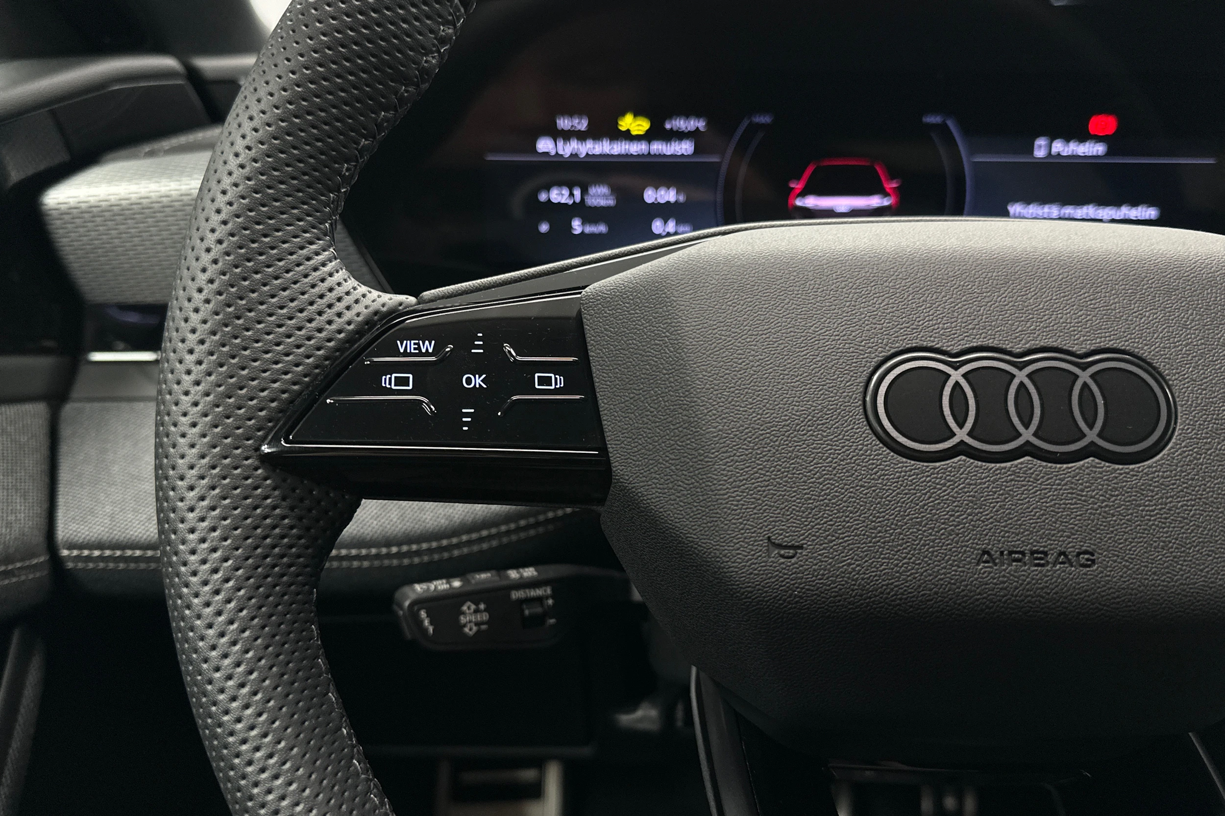 musta Audi A6 e-tron 2025 kuva 11.