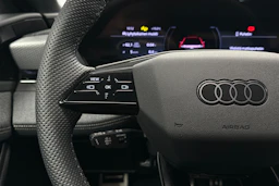 musta Audi A6 e-tron 2025 kuva 11.