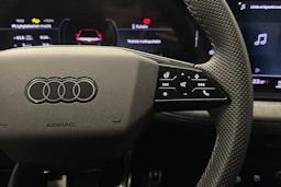 musta Audi A6 e-tron 2025 kuva 12.