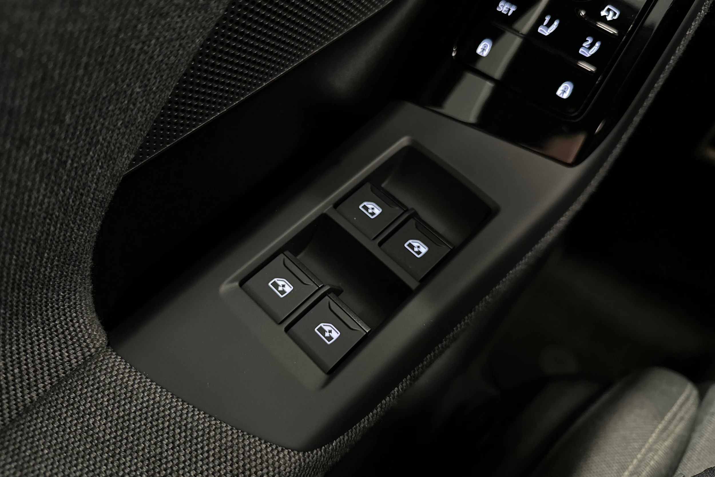 musta Audi A6 e-tron 2025 kuva 15.