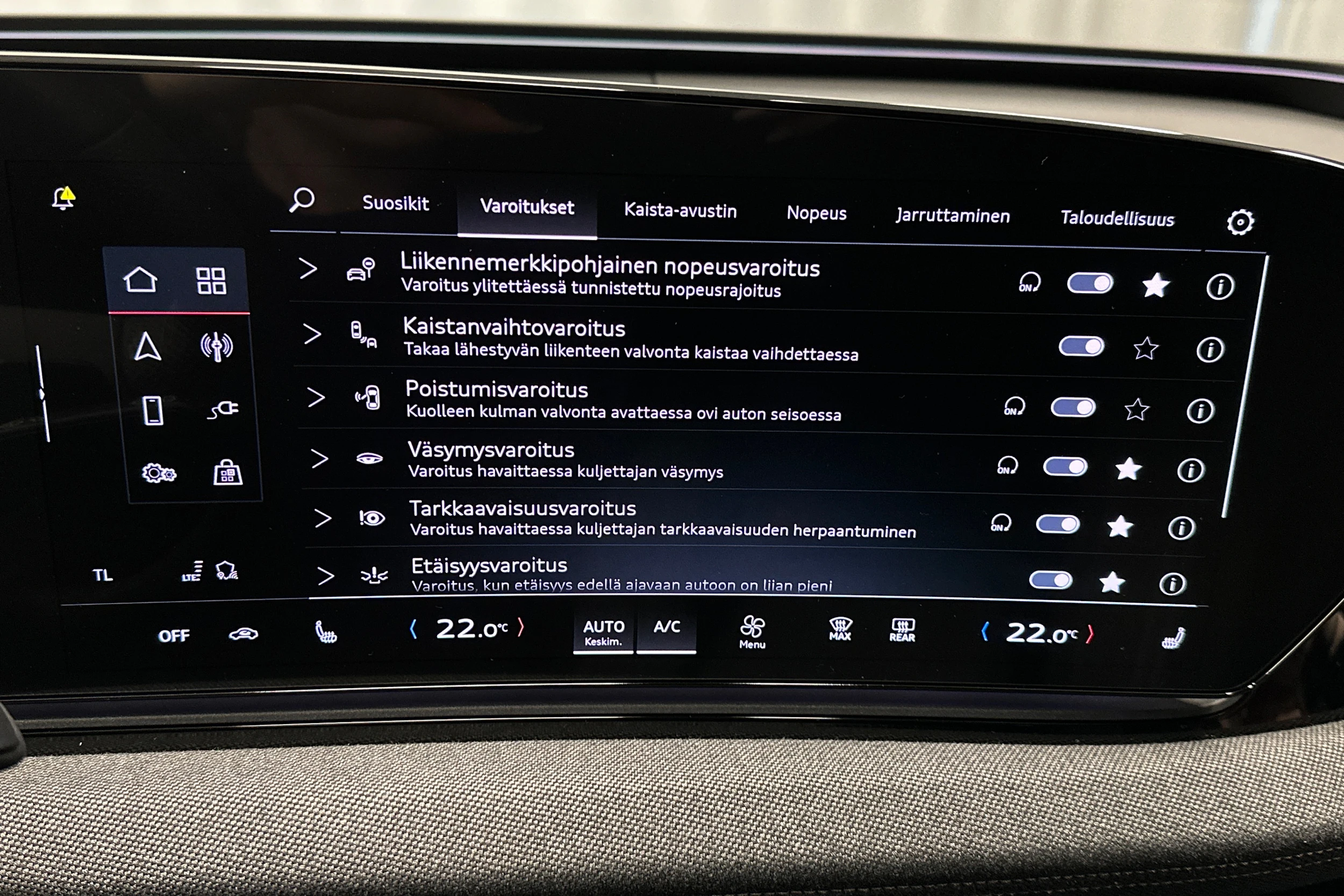 musta Audi A6 e-tron 2025 kuva 24.
