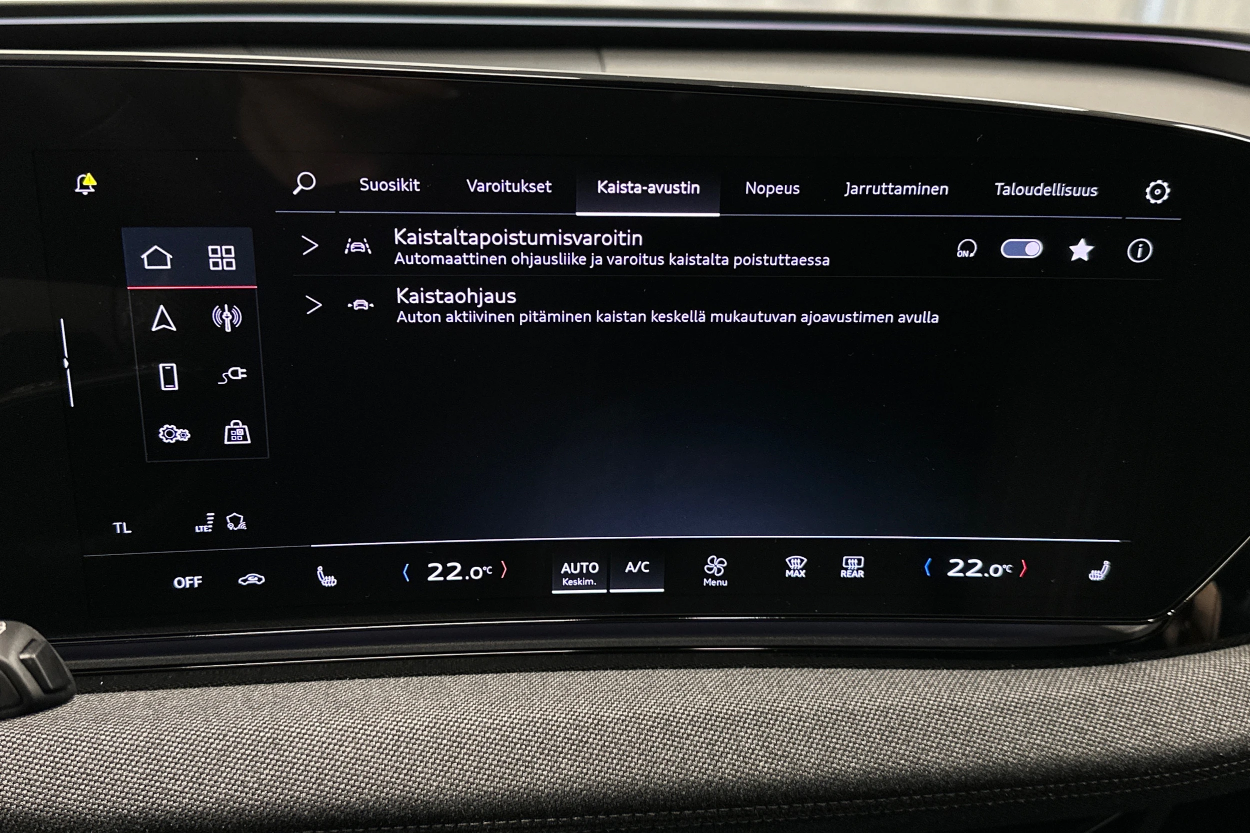 musta Audi A6 e-tron 2025 kuva 25.