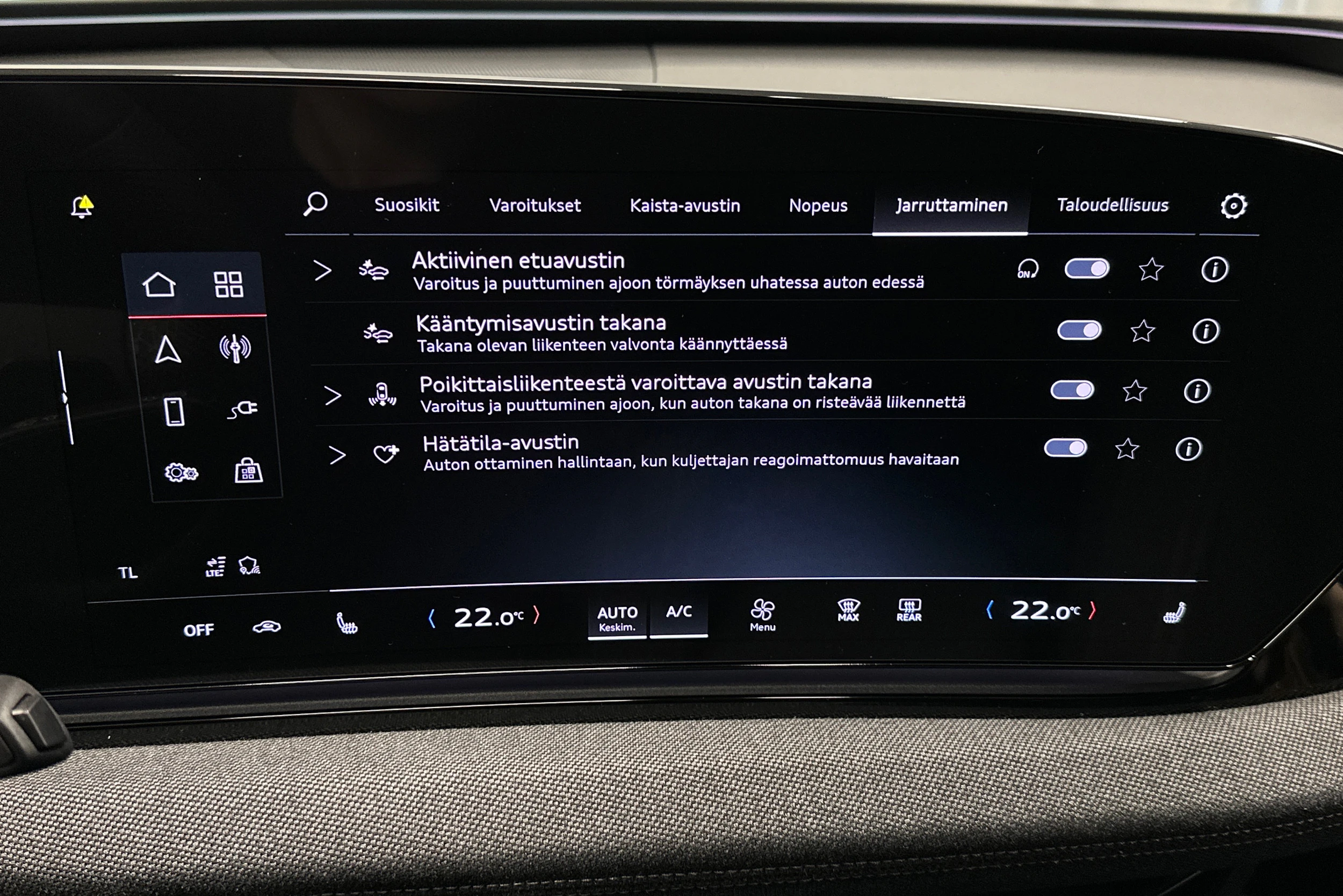 musta Audi A6 e-tron 2025 kuva 27.