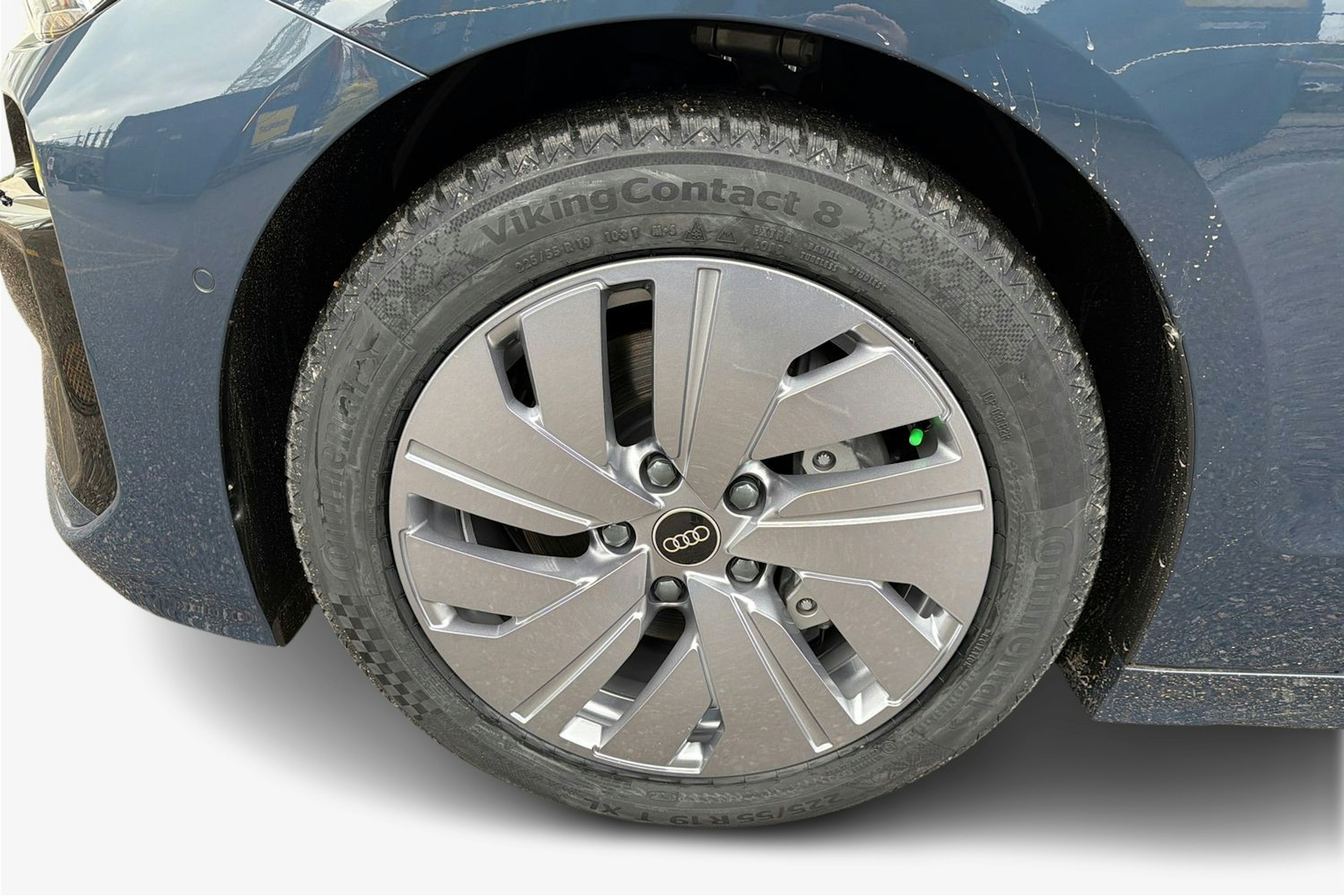 met. sininen Audi A6 e-tron 2025 kuva 9.