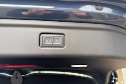 met. sininen Audi A6 e-tron 2025 kuva 15.