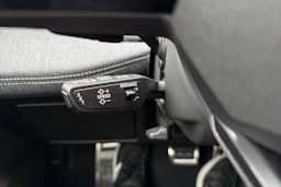 met. sininen Audi A6 e-tron 2025 kuva 17.