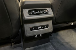 sininen Audi A6 e-tron 2025 kuva 11.