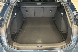 sininen Audi A6 e-tron 2025 kuva 12.
