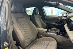 sininen Audi A6 e-tron 2025 kuva 14.