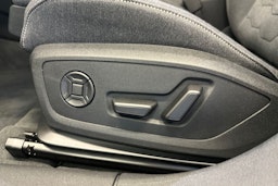 sininen Audi A6 e-tron 2025 kuva 15.
