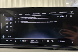 beige Audi A6 e-tron 2025 kuva 29.