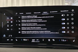 beige Audi A6 e-tron 2025 kuva 30.