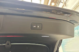 musta Audi A6 e-tron 2025 kuva 12.