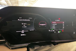 musta Audi A6 e-tron 2025 kuva 25.