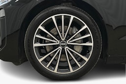 musta Audi A6 e-tron 2025 kuva 11.