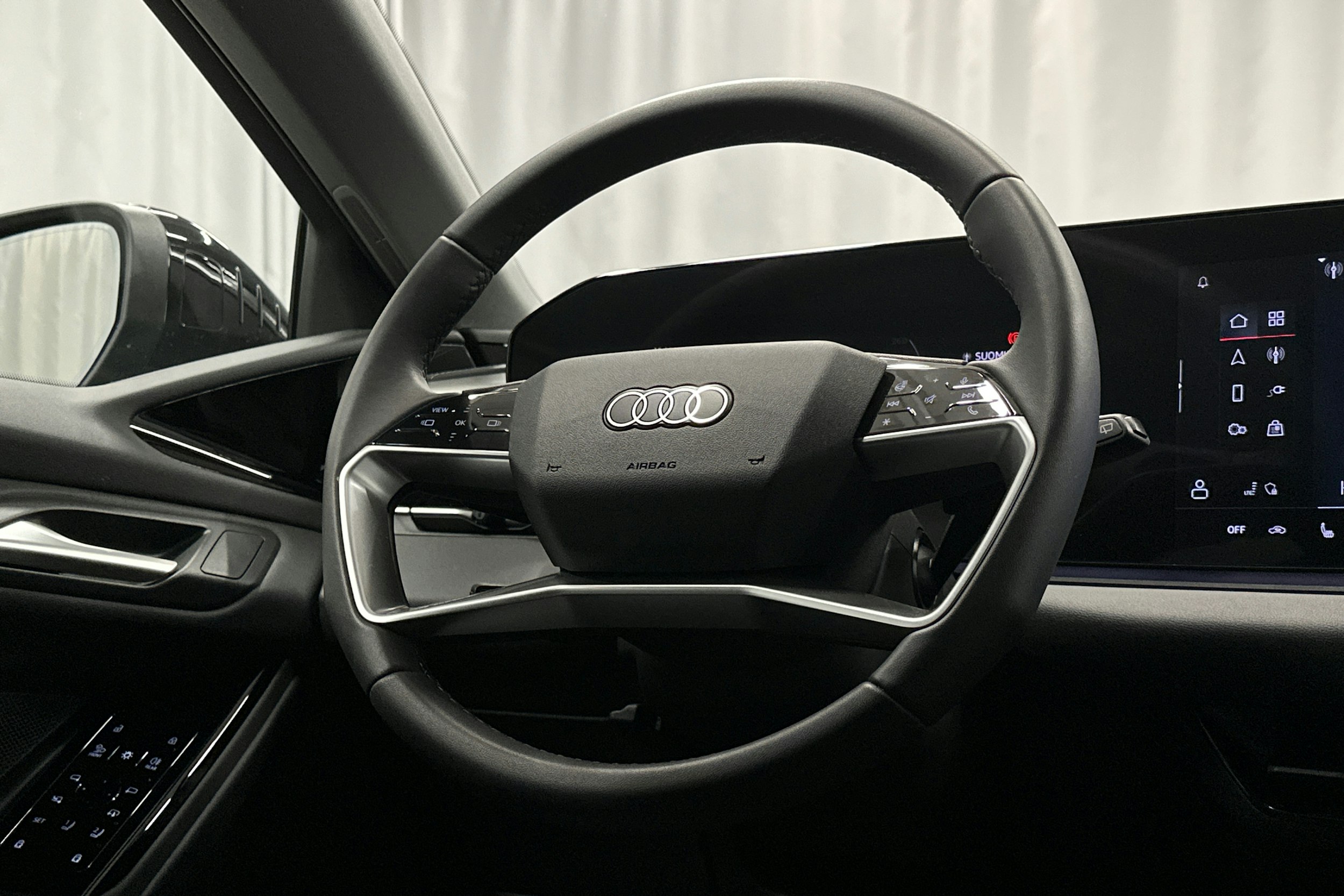 musta Audi A6 e-tron 2025 kuva 19.