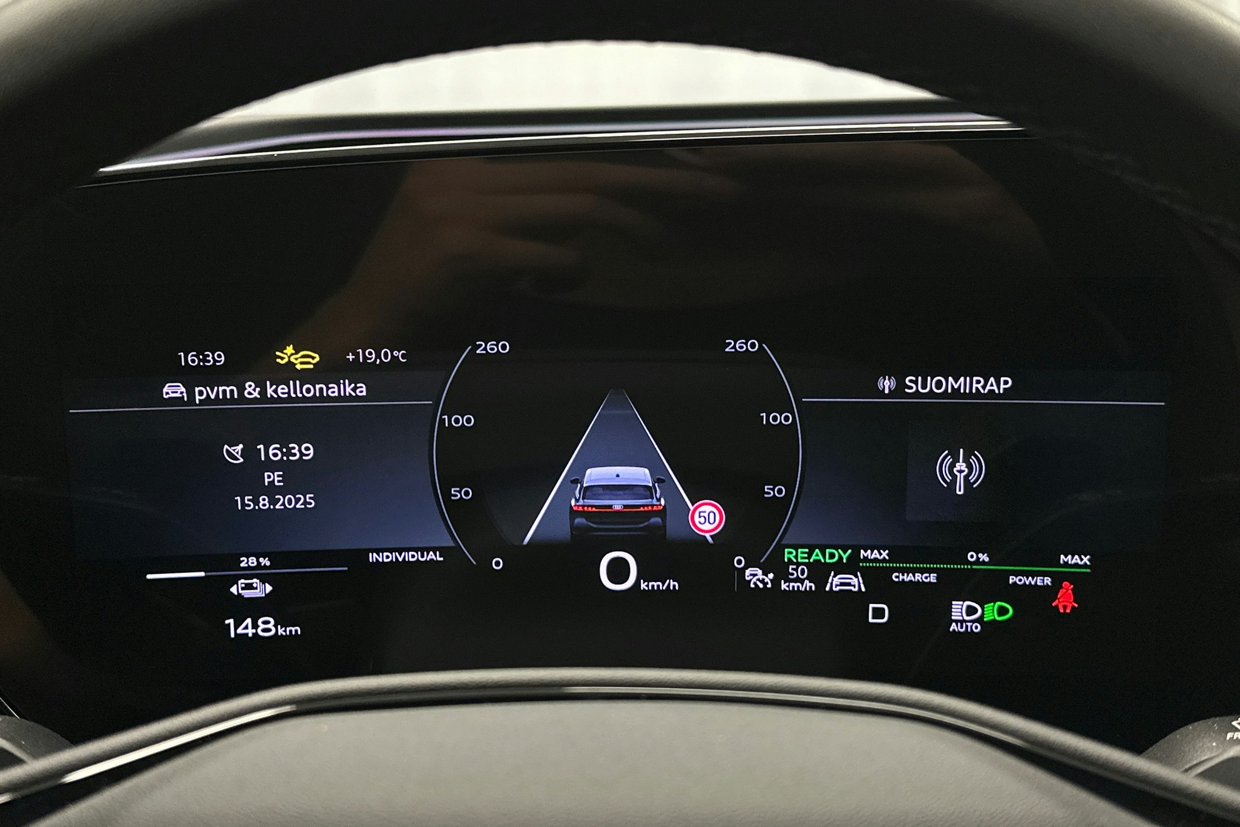 musta Audi A6 e-tron 2025 kuva 22.