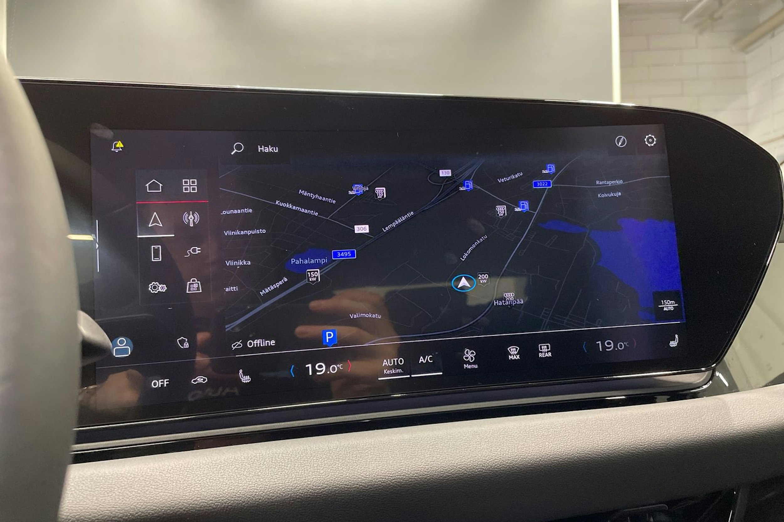 musta Audi A6 e-tron 2025 kuva 11.
