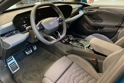 sininen Audi A6 e-tron 2025 kuva 6.