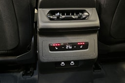 met. sininen Audi A6 e-tron 2025 kuva 11.