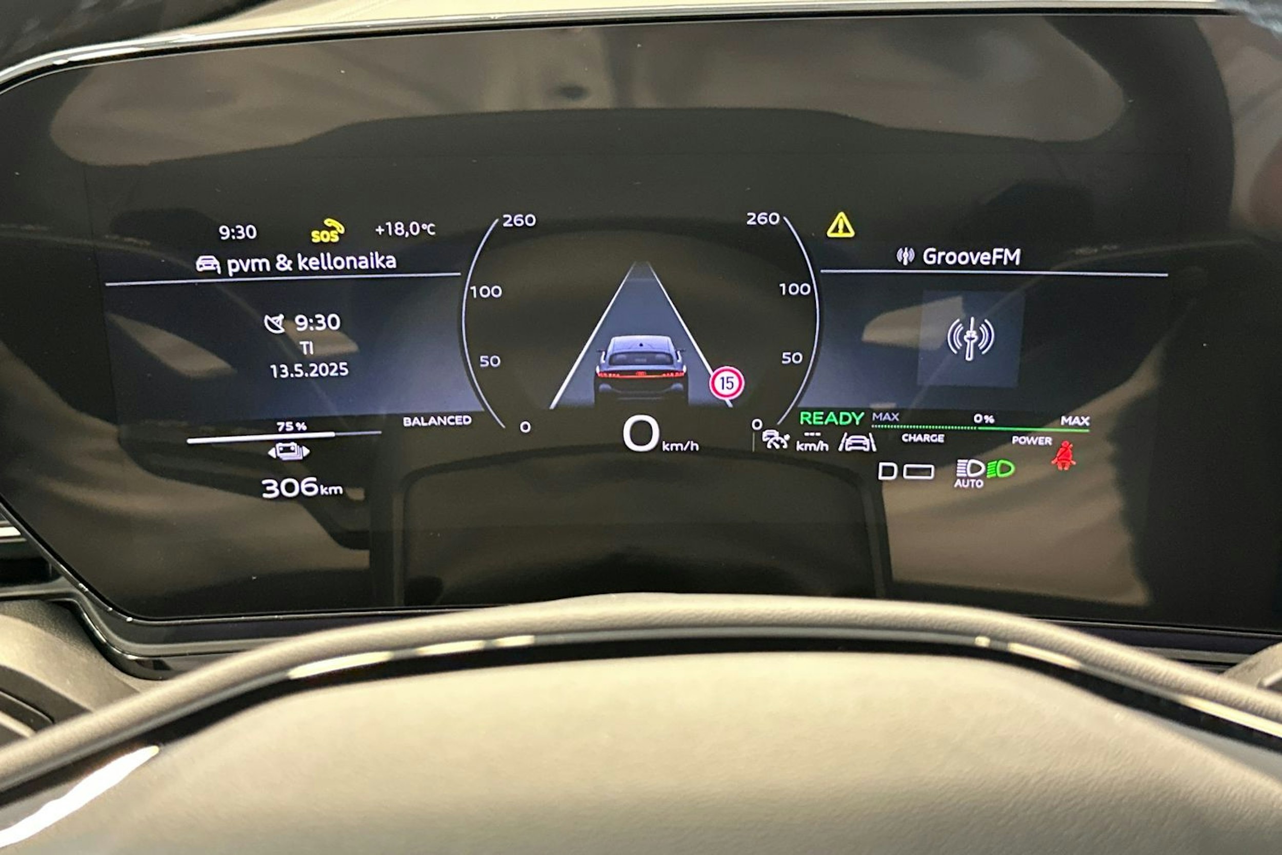 met. sininen Audi A6 e-tron 2025 kuva 16.