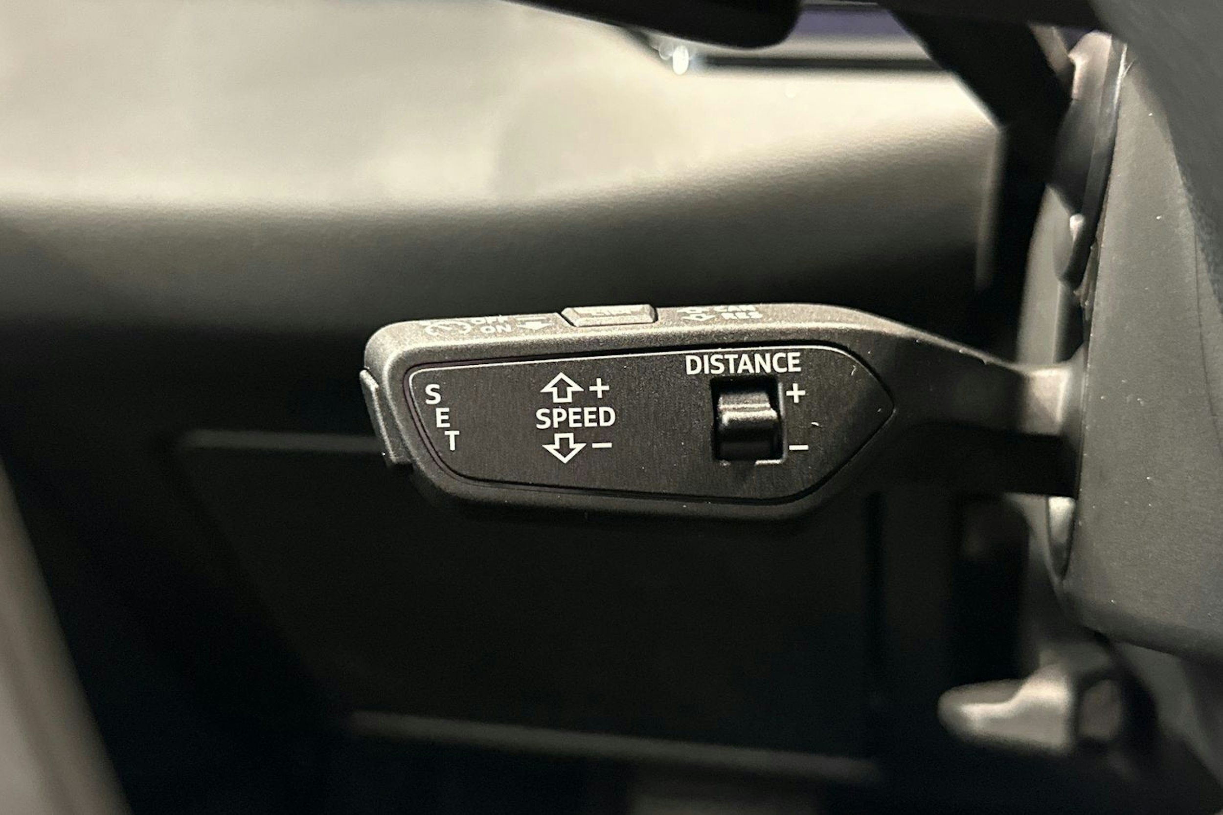 met. sininen Audi A6 e-tron 2025 kuva 20.