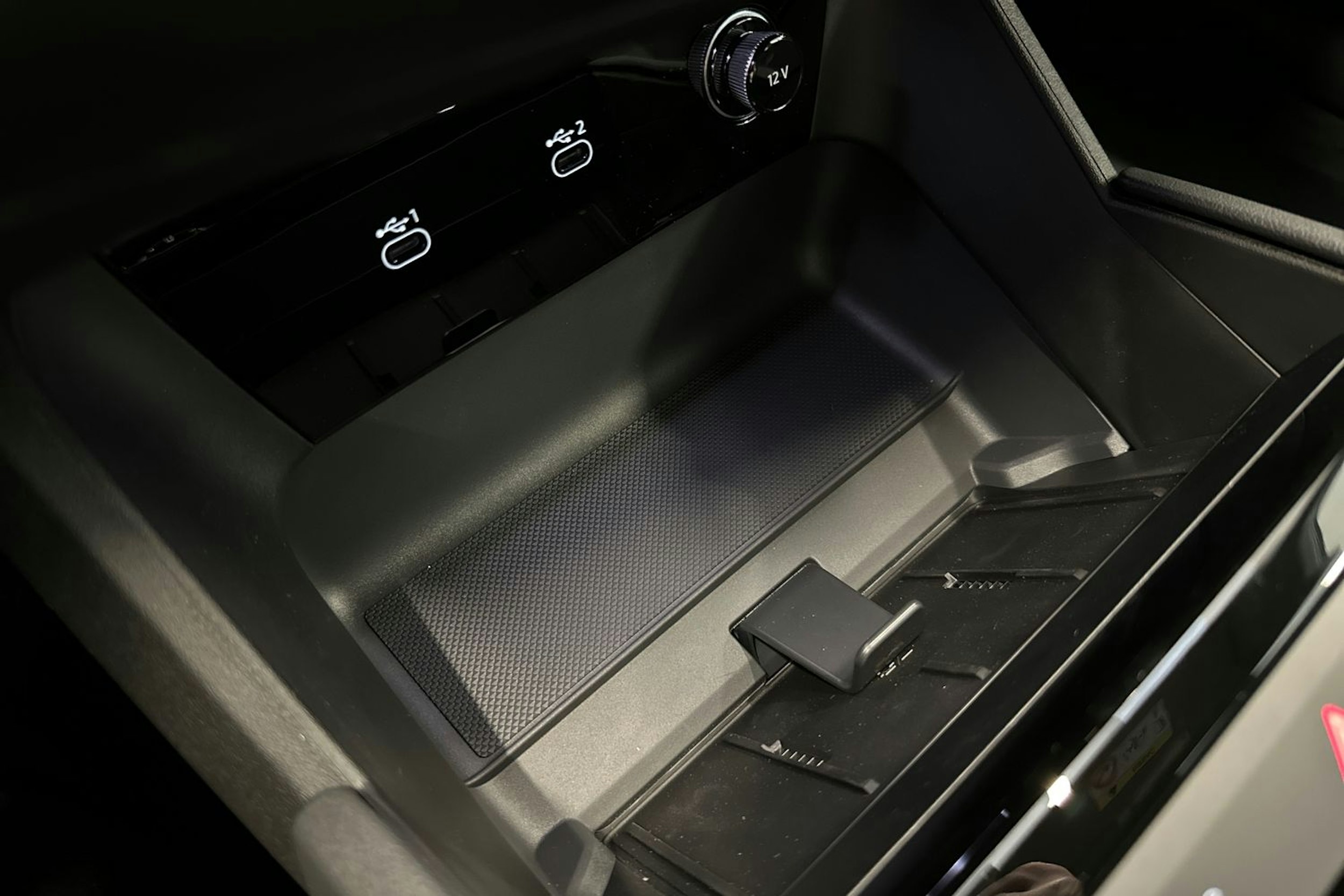 met. sininen Audi A6 e-tron 2025 kuva 22.