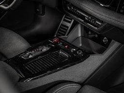 met. harmaa Audi A6 e-tron 2025 kuva 13.
