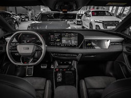 met. harmaa Audi A6 e-tron 2025 kuva 24.