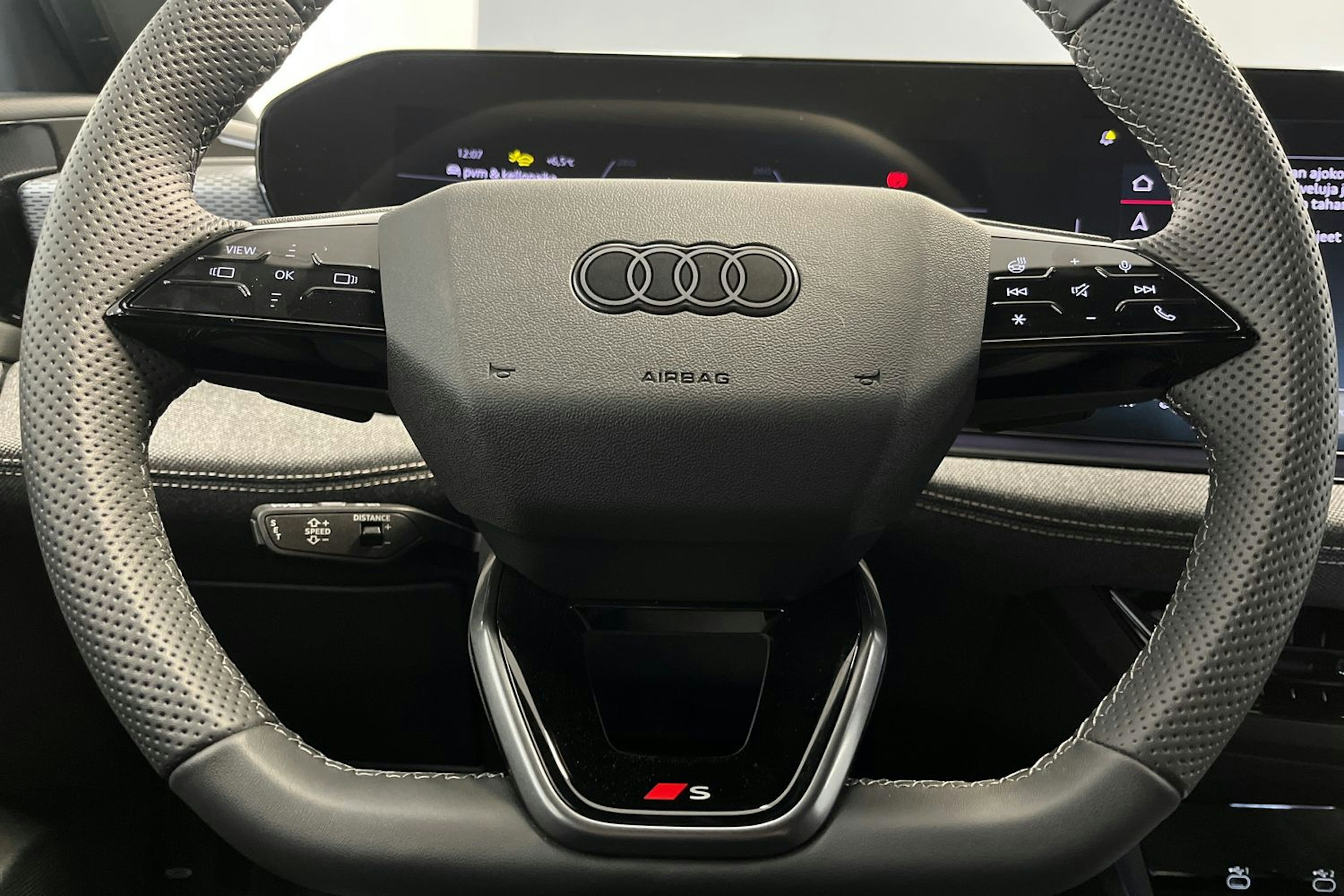 malpello sininen Audi A6 e-tron 2025 kuva 8.